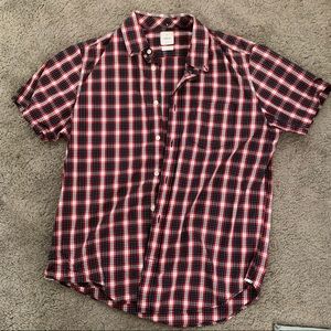 Gap short sleeve button down size L
